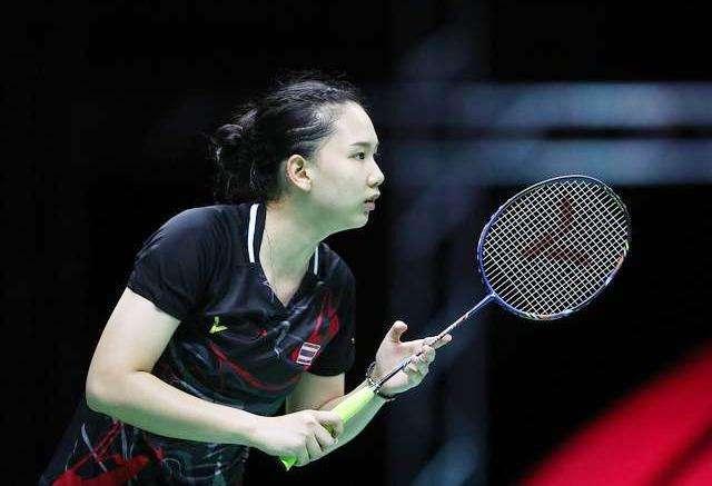 随着阿瓦涅 随着阿瓦涅