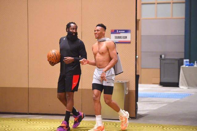 换来的是更 换来的是更