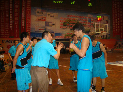 阵容并非